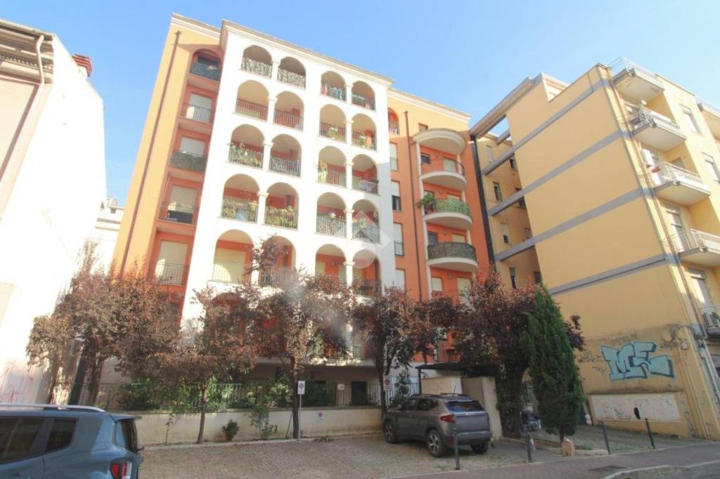 appartamento in vendita a Pescara in zona Porta Nuova
