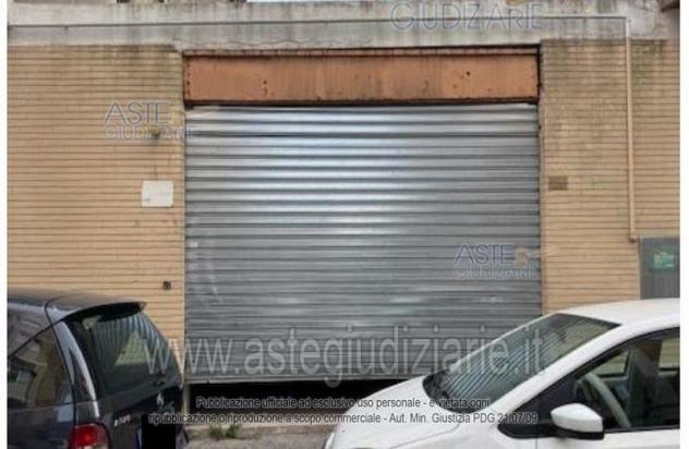 box auto in vendita a Pescara