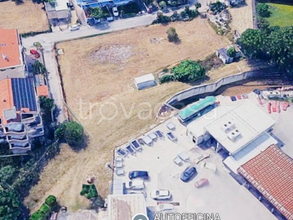 terreno in vendita a Pescara in zona Colle Scorrano