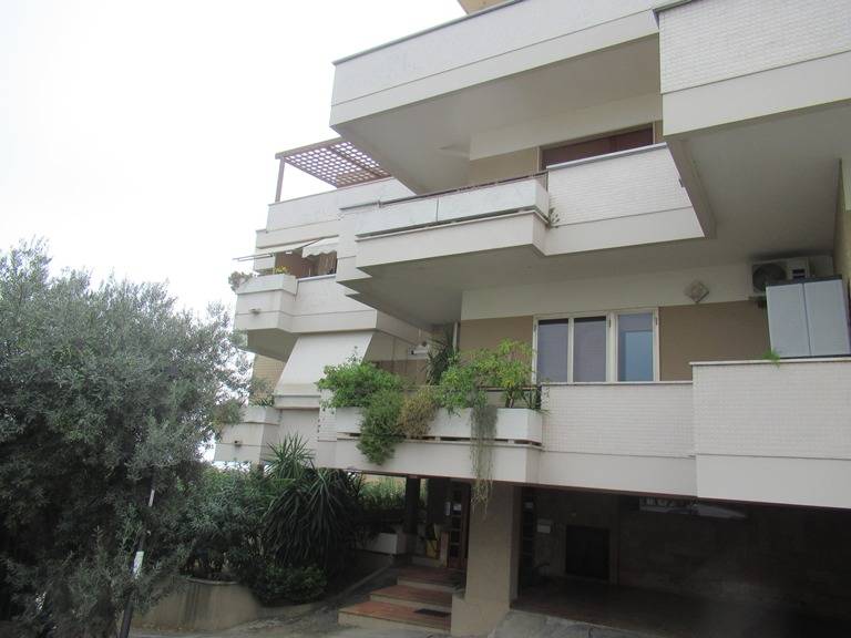 appartamento in vendita a Pescara in zona Pineta