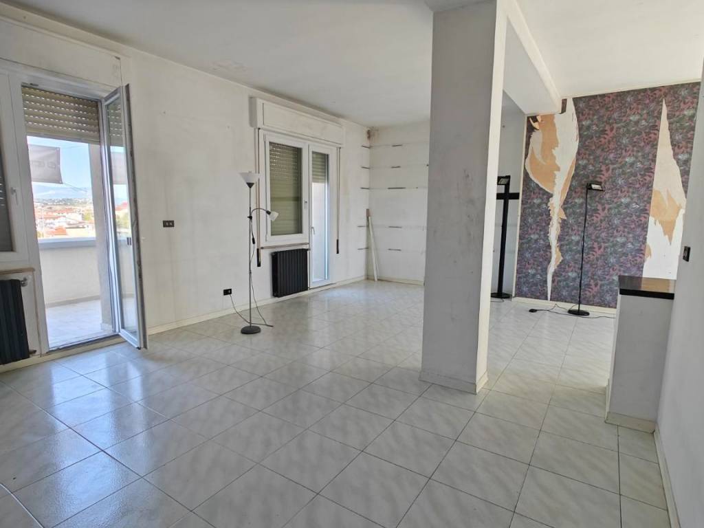 appartamento in vendita a Pescara in zona Porta Nuova
