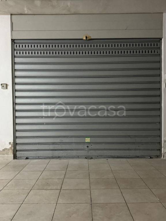 box auto in vendita a Pescara in zona Ospedale