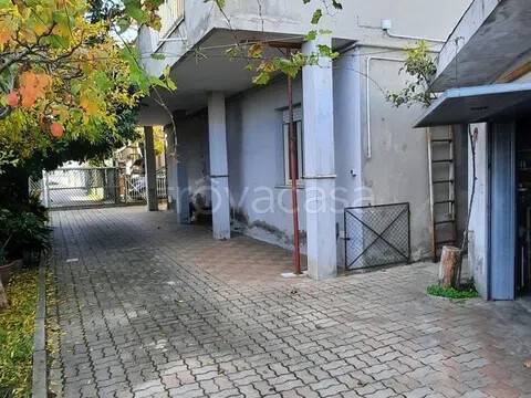 casa indipendente in vendita a Pescara in zona Ospedale