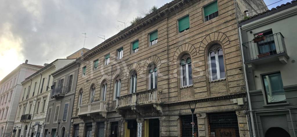 appartamento in vendita a Pescara in zona Porta Nuova