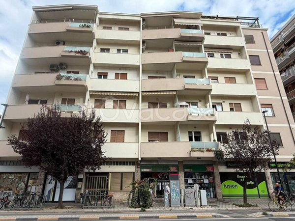 locale commerciale in vendita a Pescara in zona Duca degli Abruzzi