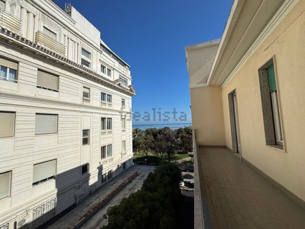 appartamento in vendita a Pescara in zona Centro Città