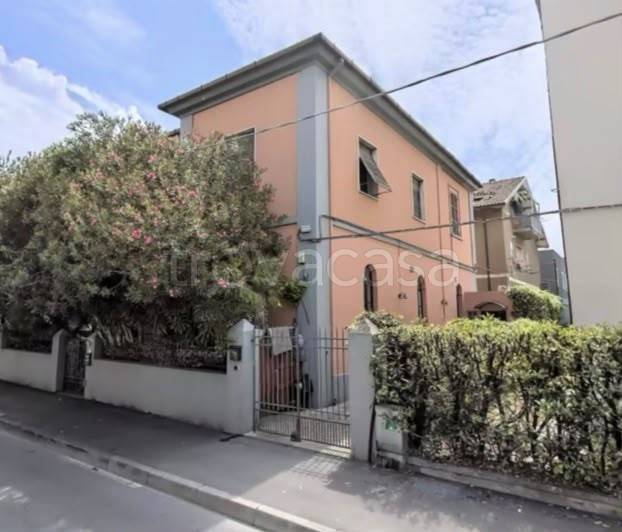 casa indipendente in vendita a Pescara