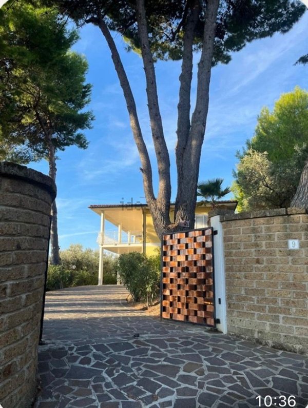 casa indipendente in vendita a Pescara in zona Pineta