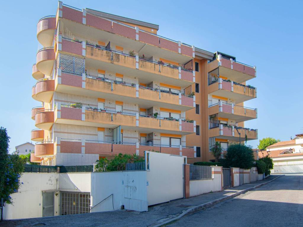 appartamento in vendita a Pescara in zona Ospedale