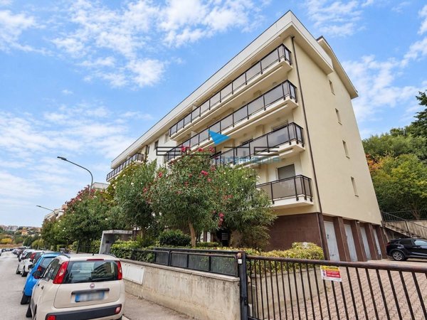 appartamento in vendita a Pescara in zona Colle Innamorati