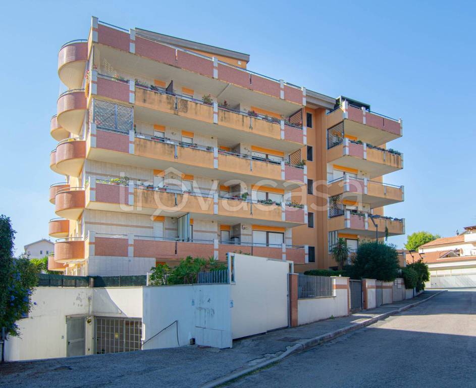 appartamento in vendita a Pescara in zona Ospedale