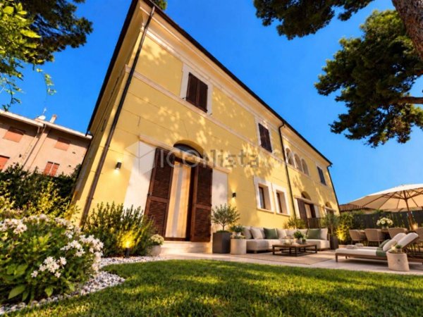 casa indipendente in vendita a Pescara in zona Colle Marino