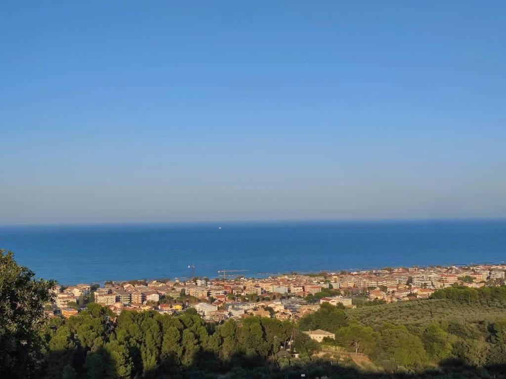 casa indipendente in vendita a Pescara in zona San Silvestro