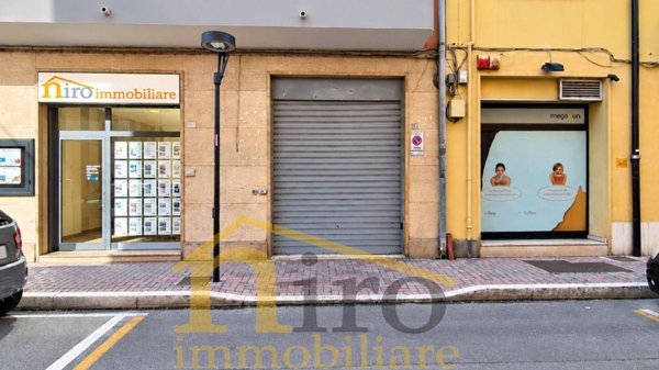 box auto in vendita a Pescara in zona Centro Città