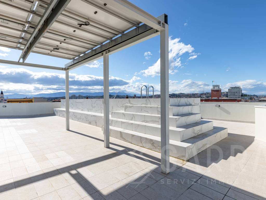 appartamento in vendita a Pescara in zona Porta Nuova