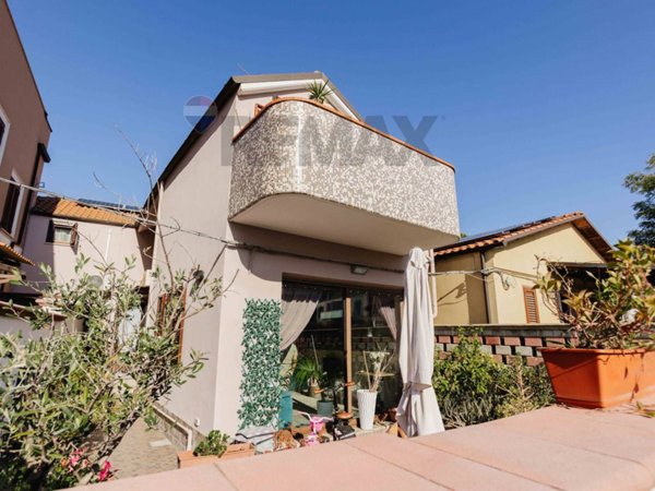 casa indipendente in vendita a Pescara in zona Ospedale