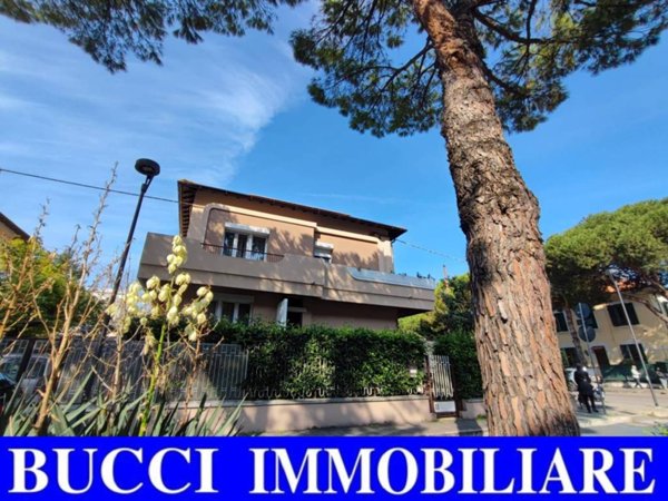 casa indipendente in vendita a Pescara in zona Kennedy