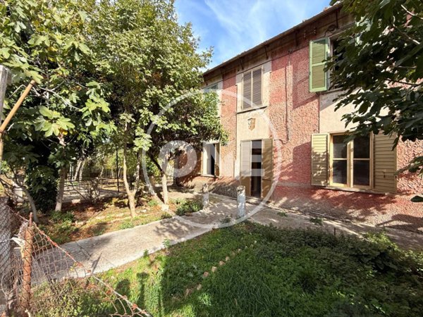 casa indipendente in vendita a Pescosansonesco