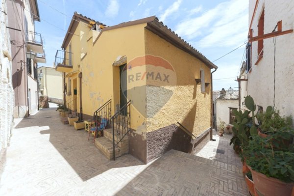 casa indipendente in vendita a Pianella