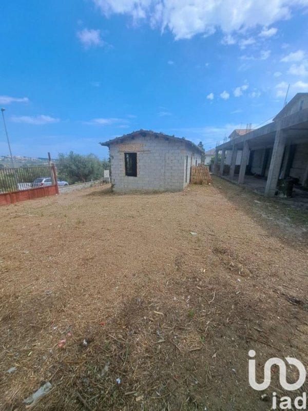 terreno edificabile in vendita a Pianella