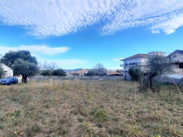 terreno edificabile in vendita a Pianella in zona Cerratina