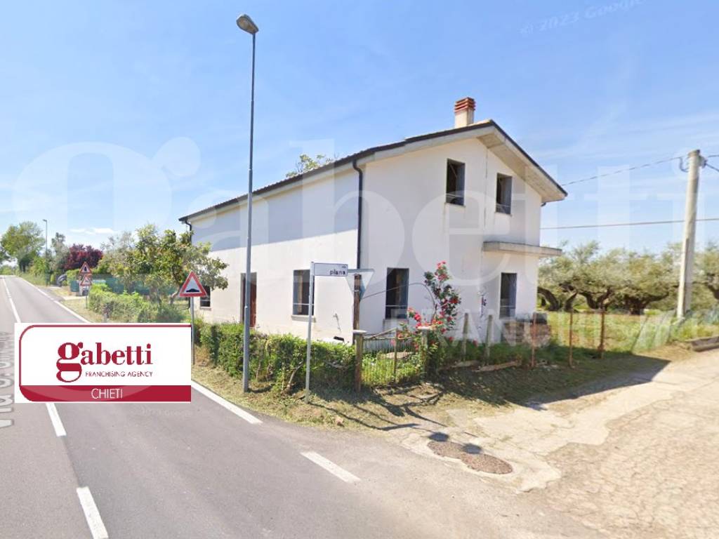 casa indipendente in vendita a Pianella