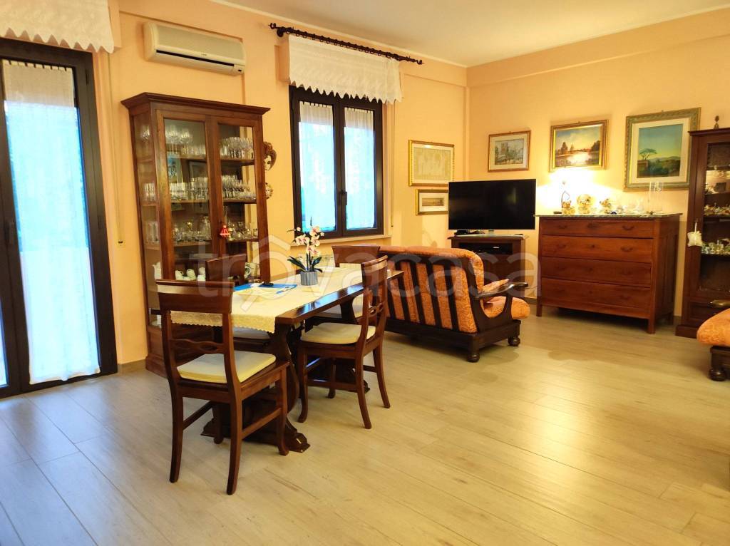casa indipendente in vendita a Pianella