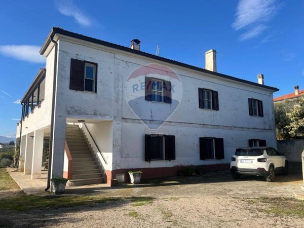 casa indipendente in vendita a Pianella