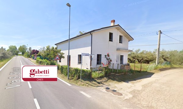 casa indipendente in vendita a Pianella