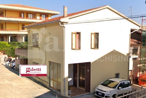 casa indipendente in vendita a Pianella