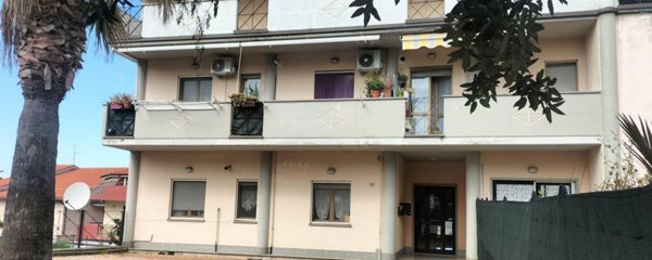 appartamento in vendita a Pianella in zona Castellana