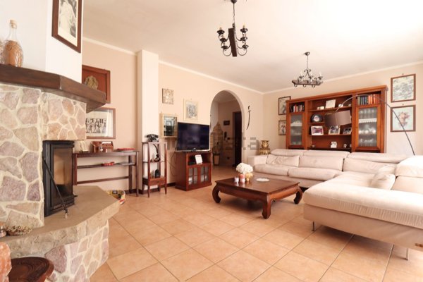 casa indipendente in vendita a Pianella