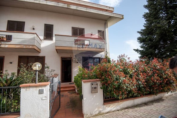 casa indipendente in vendita a Pianella in zona Cerratina