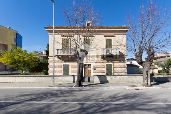 casa indipendente in vendita a Pianella