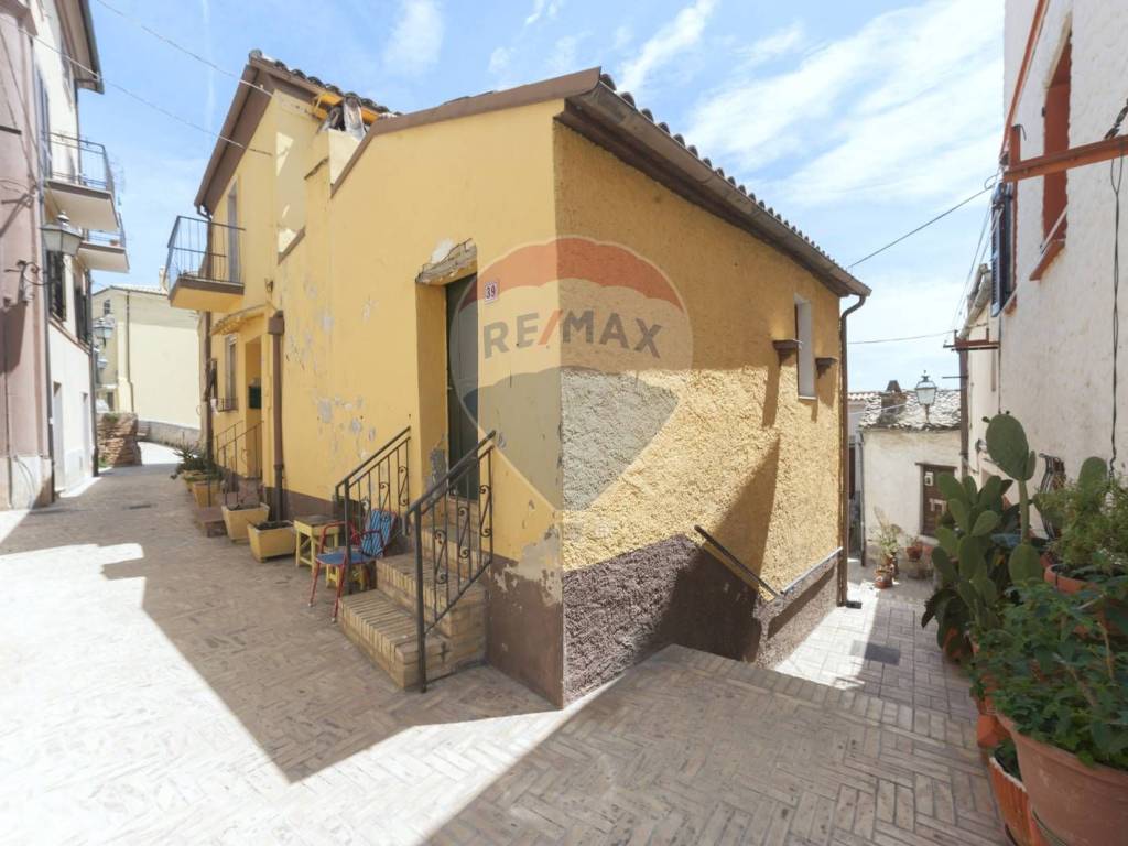 casa indipendente in vendita a Pianella