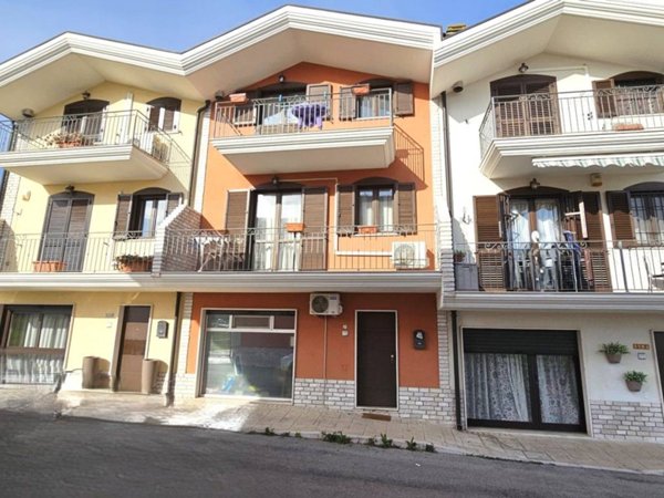 casa indipendente in vendita a Pianella in zona Cerratina