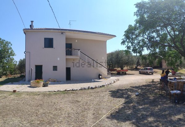 pentavano in vendita a Pianella
