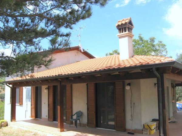 casa indipendente in vendita a Pianella