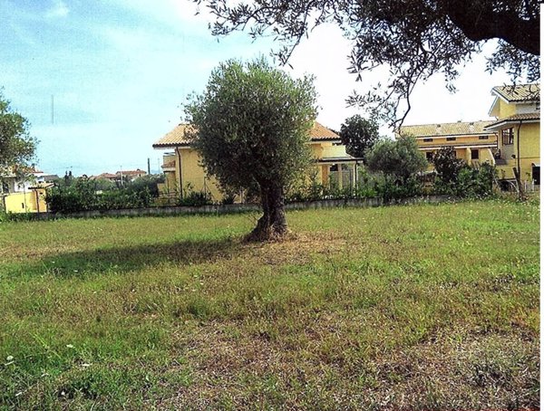 terreno edificabile in vendita a Pianella