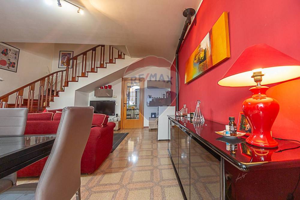 casa indipendente in vendita a Pianella in zona Cerratina