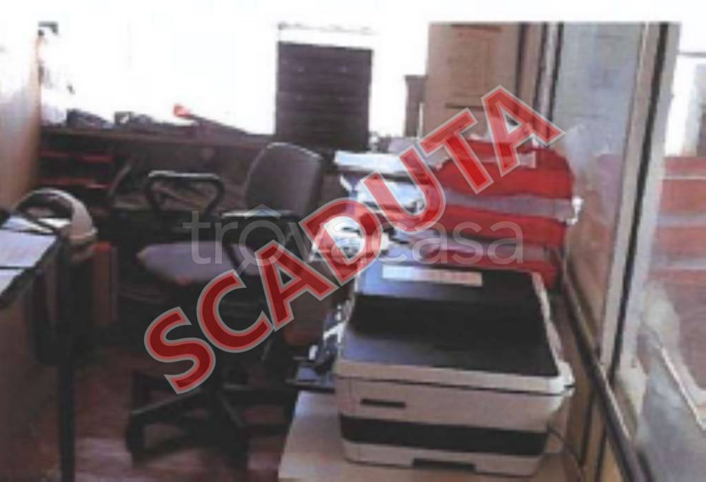 negozio in vendita a Pianella in zona Cerratina