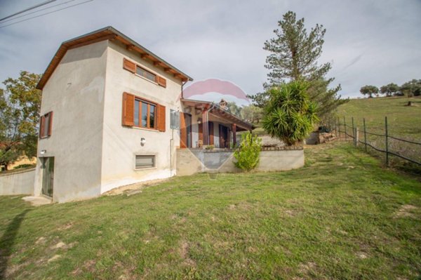 casa indipendente in vendita a Pianella