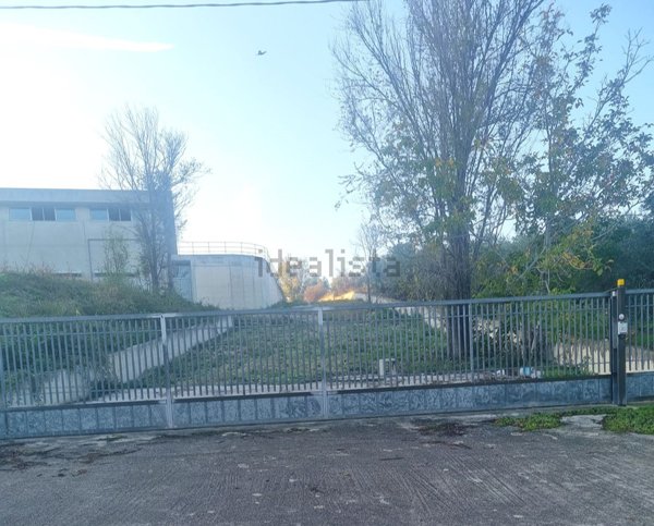 capannone in vendita a Pianella