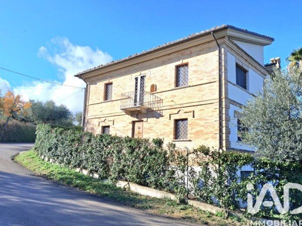 casa indipendente in vendita a Pianella