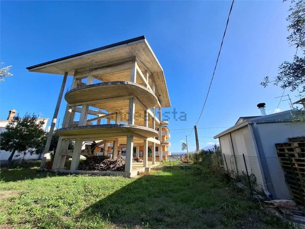 casa indipendente in vendita a Pianella