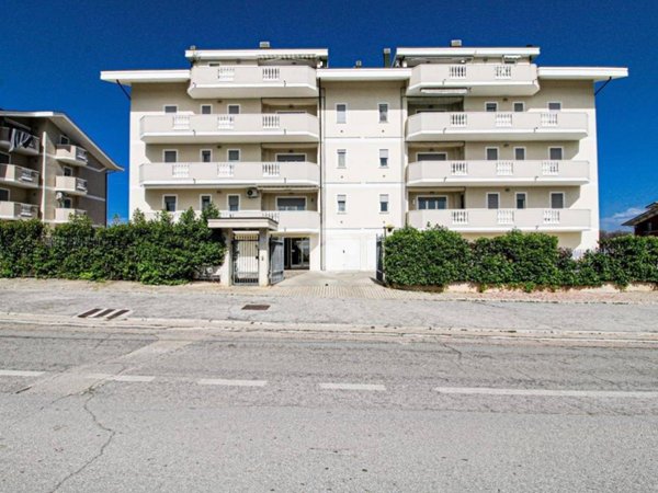 appartamento in vendita a Pianella in zona Cerratina