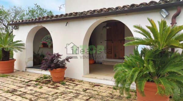 casa indipendente in vendita a Pianella