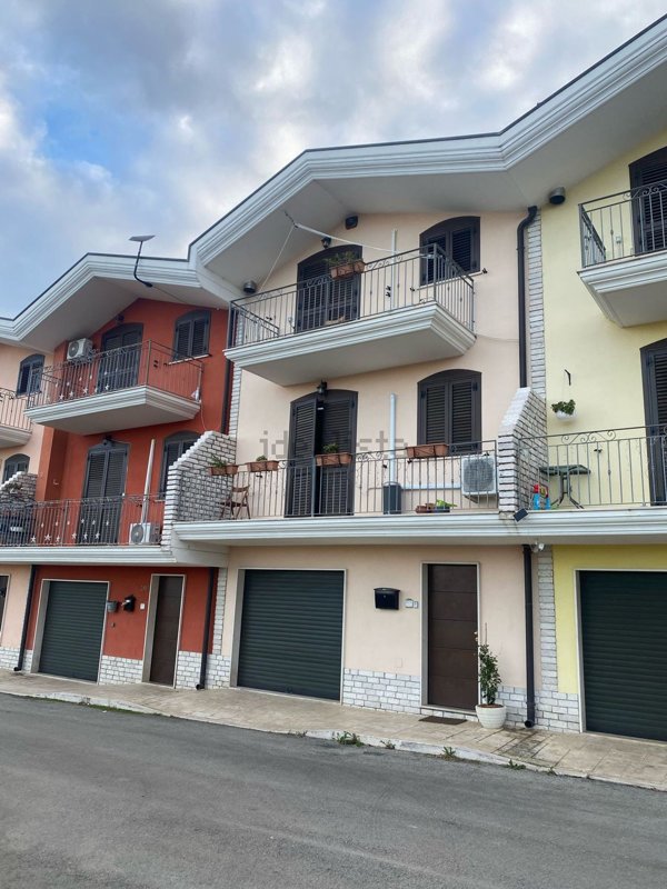 casa indipendente in vendita a Pianella in zona Cerratina