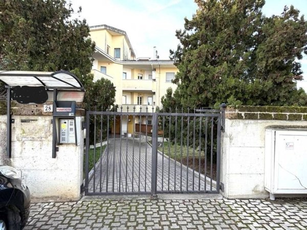 appartamento in vendita a Pianella in zona Castellana