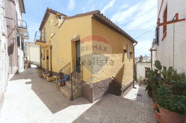 casa indipendente in vendita a Pianella